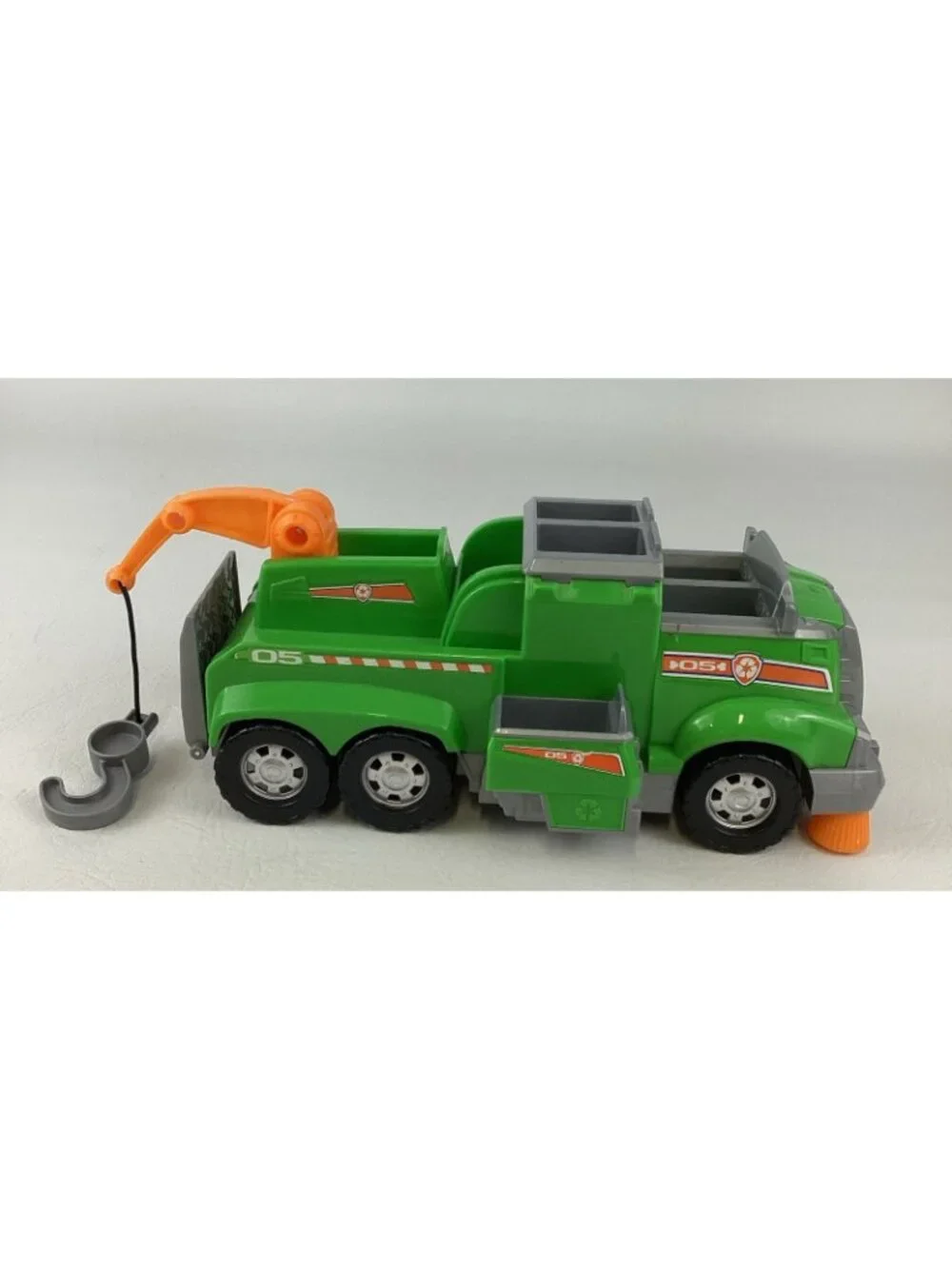 Paw Patrol Ultimate Rescue Recycle Truck Rescue Vehicle Crane w Figures Bundle - Picture 4 of 10